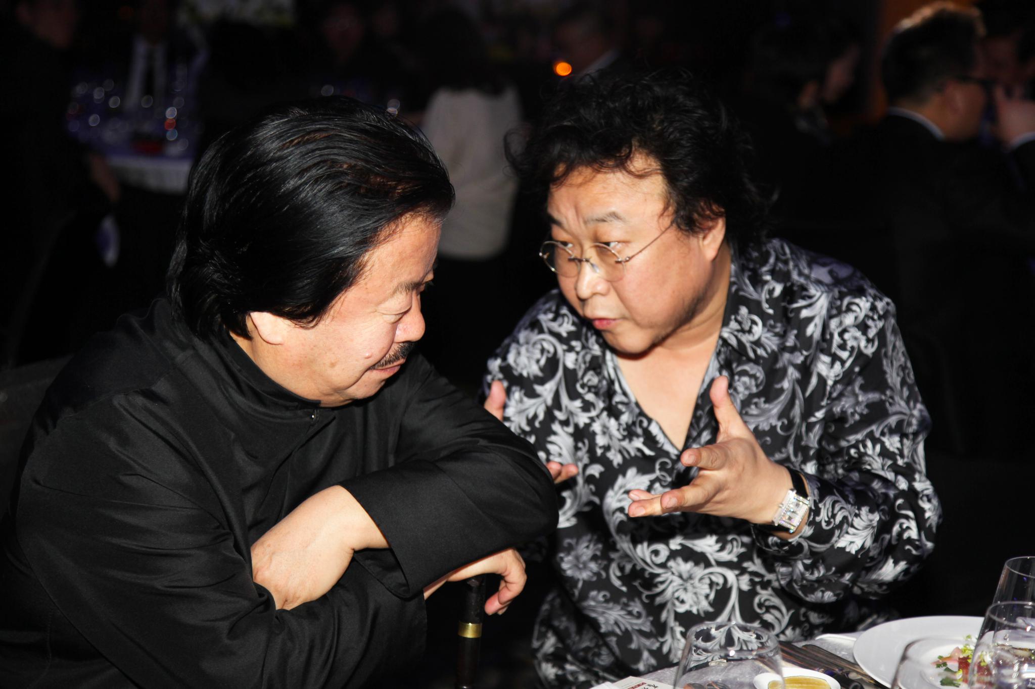 张俊以登台朗诵原创诗歌《老娘》 "北京诗歌春晚"闪耀全国