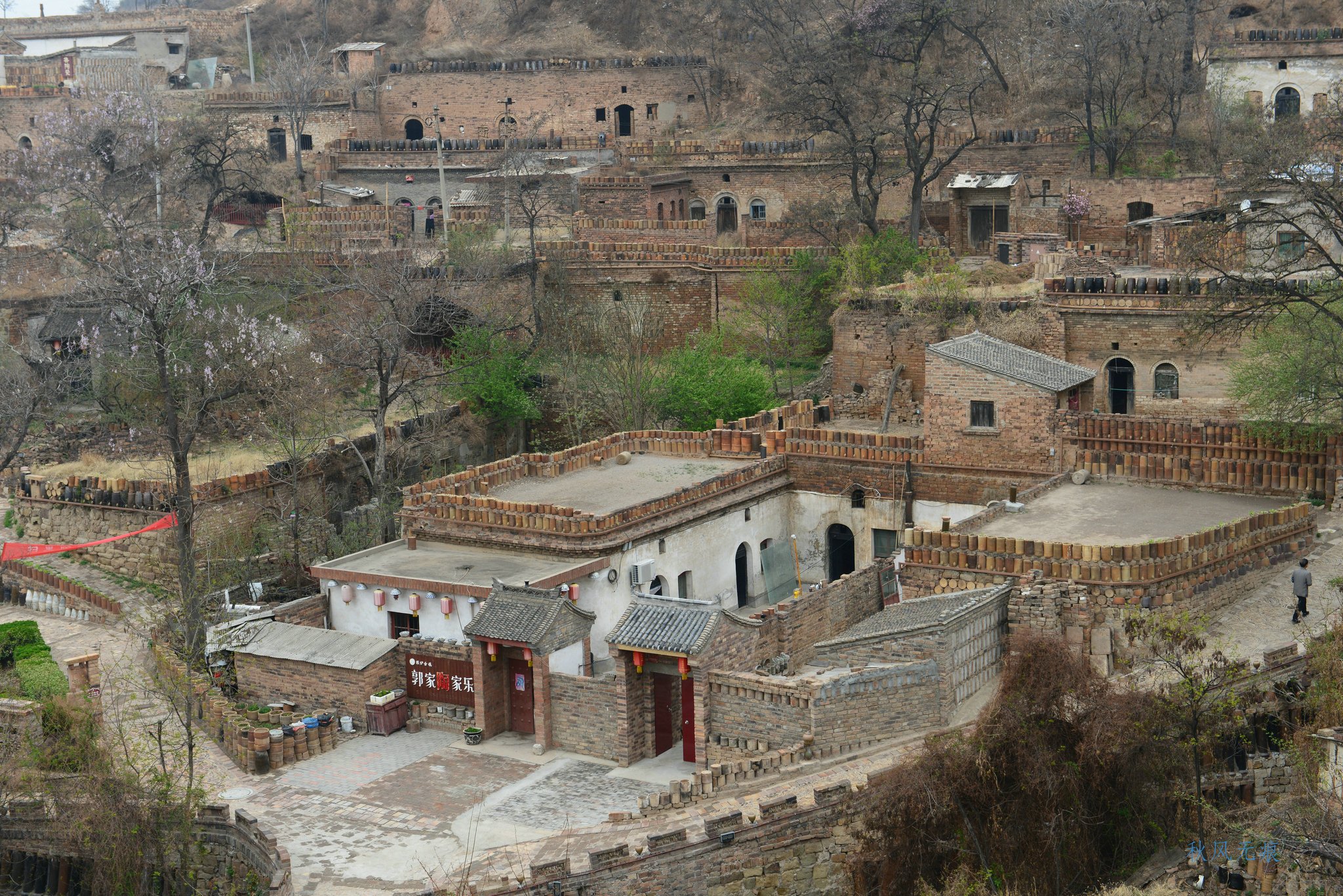 陈炉古镇感味千年炉火不熄的耀瓷文化