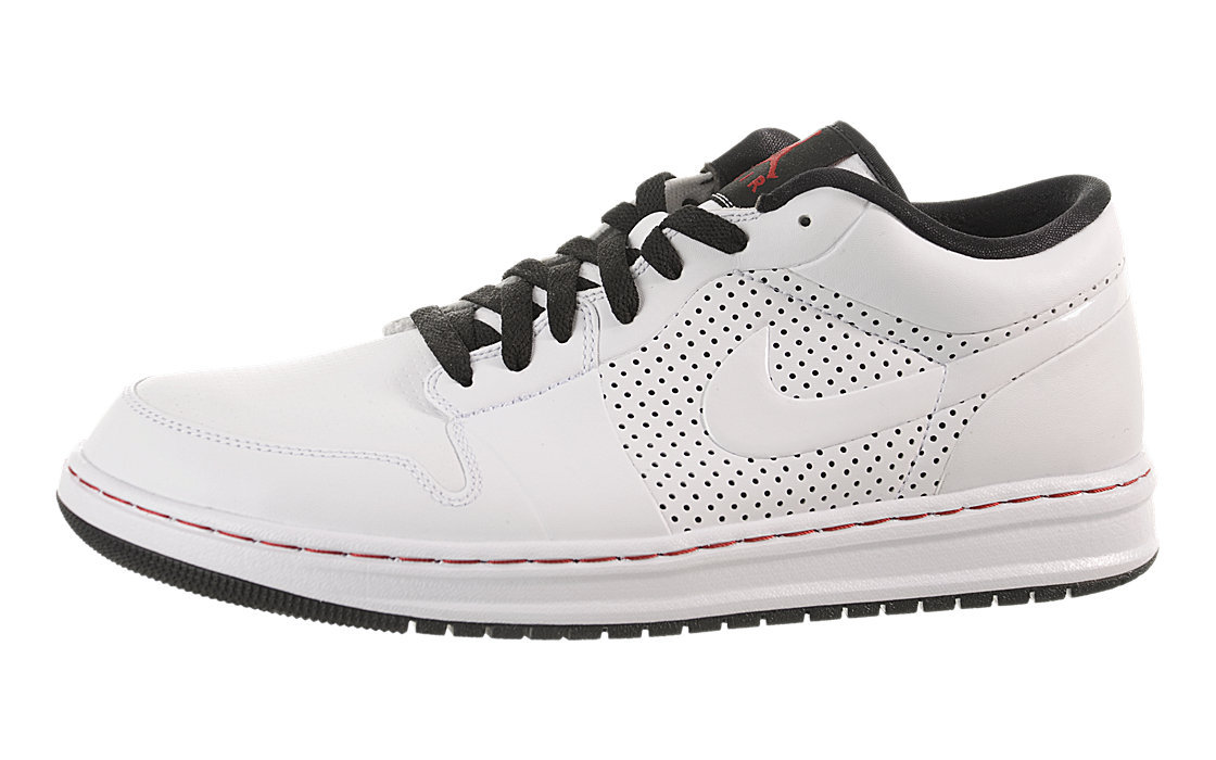 dwyanewadeairjordanalpha12009年的圣诞大战韦德穿上了改