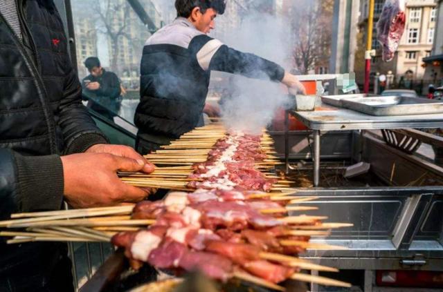 内行人:你吃的是调味料