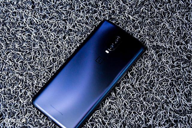 2018年最佳五款智能手机华为mate20pro第三名一加6t第四名