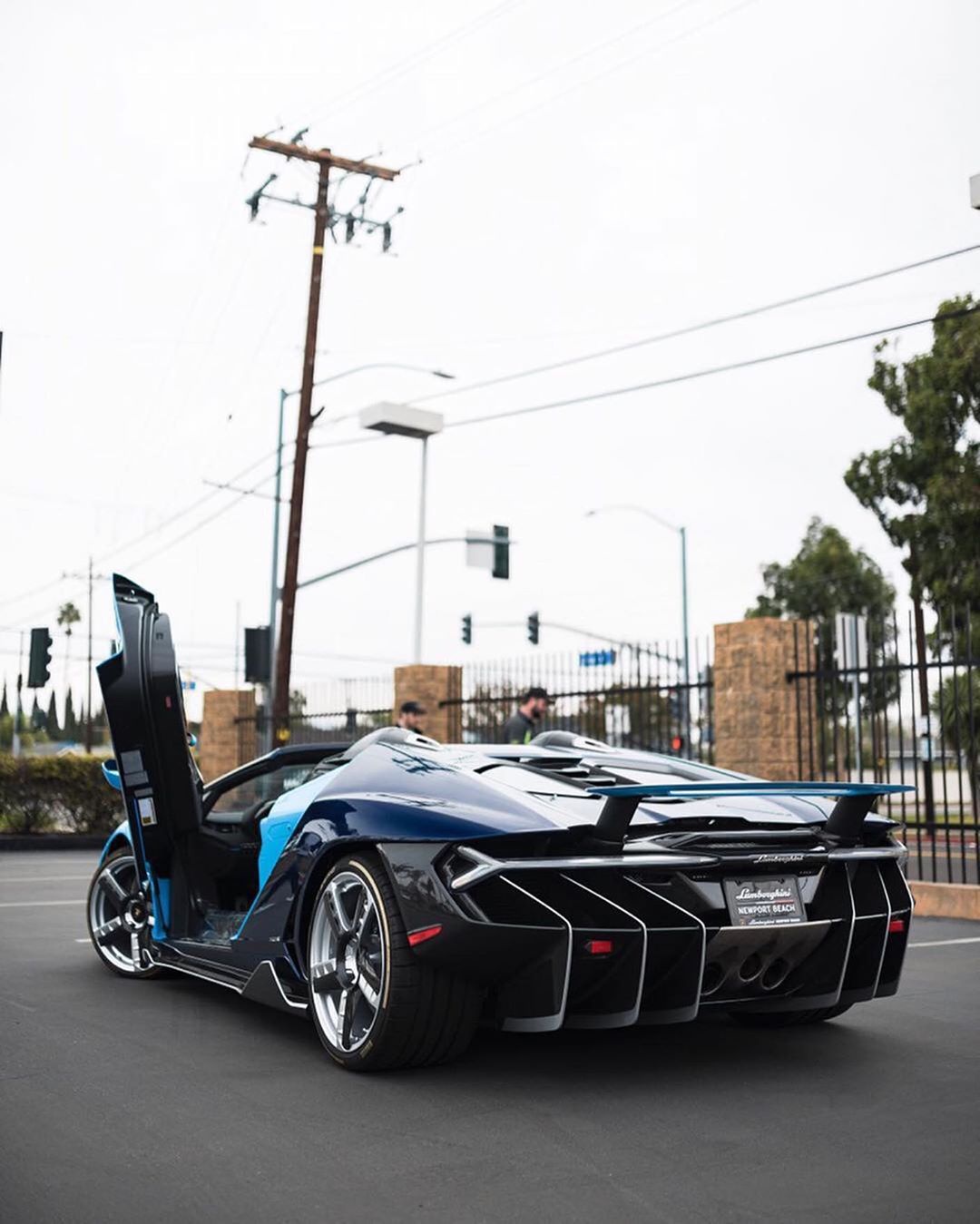 兰博基尼centenario实车 简洁的运动感