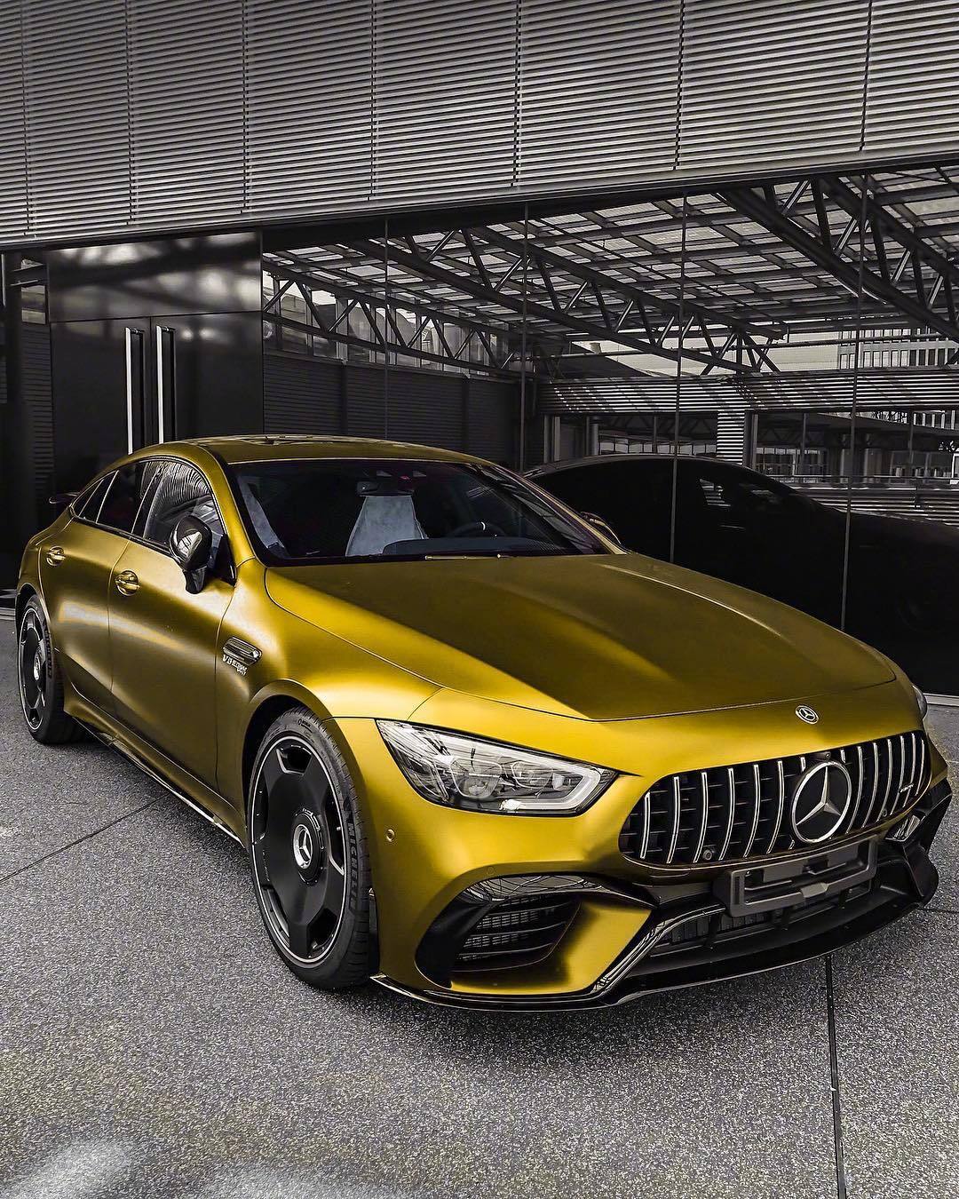 奔驰amggt63s哪个颜色你最喜欢