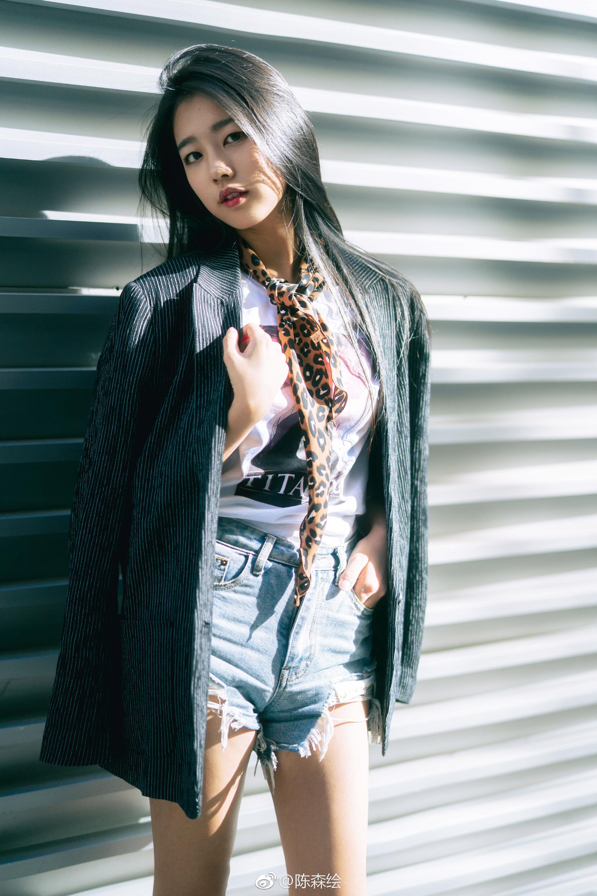 和@最优的我们-左卓 一起出门遛个弯