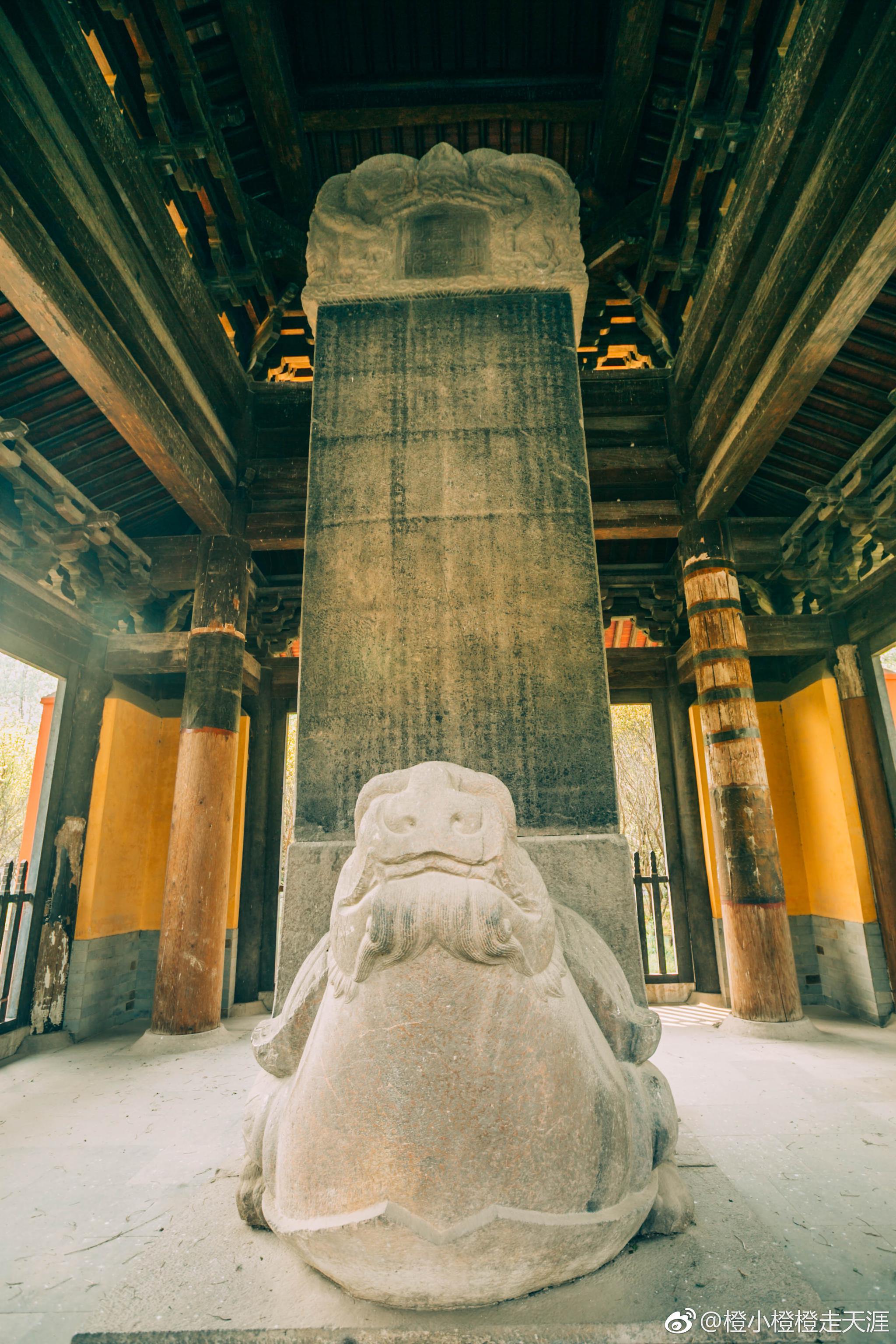 位于安徽省凤阳县城南七公里处的明皇陵