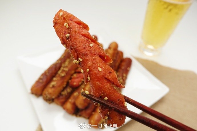 cos路边摊,自己做还比路边摊干净卫生呀~炸火腿肠真的是满满的回忆