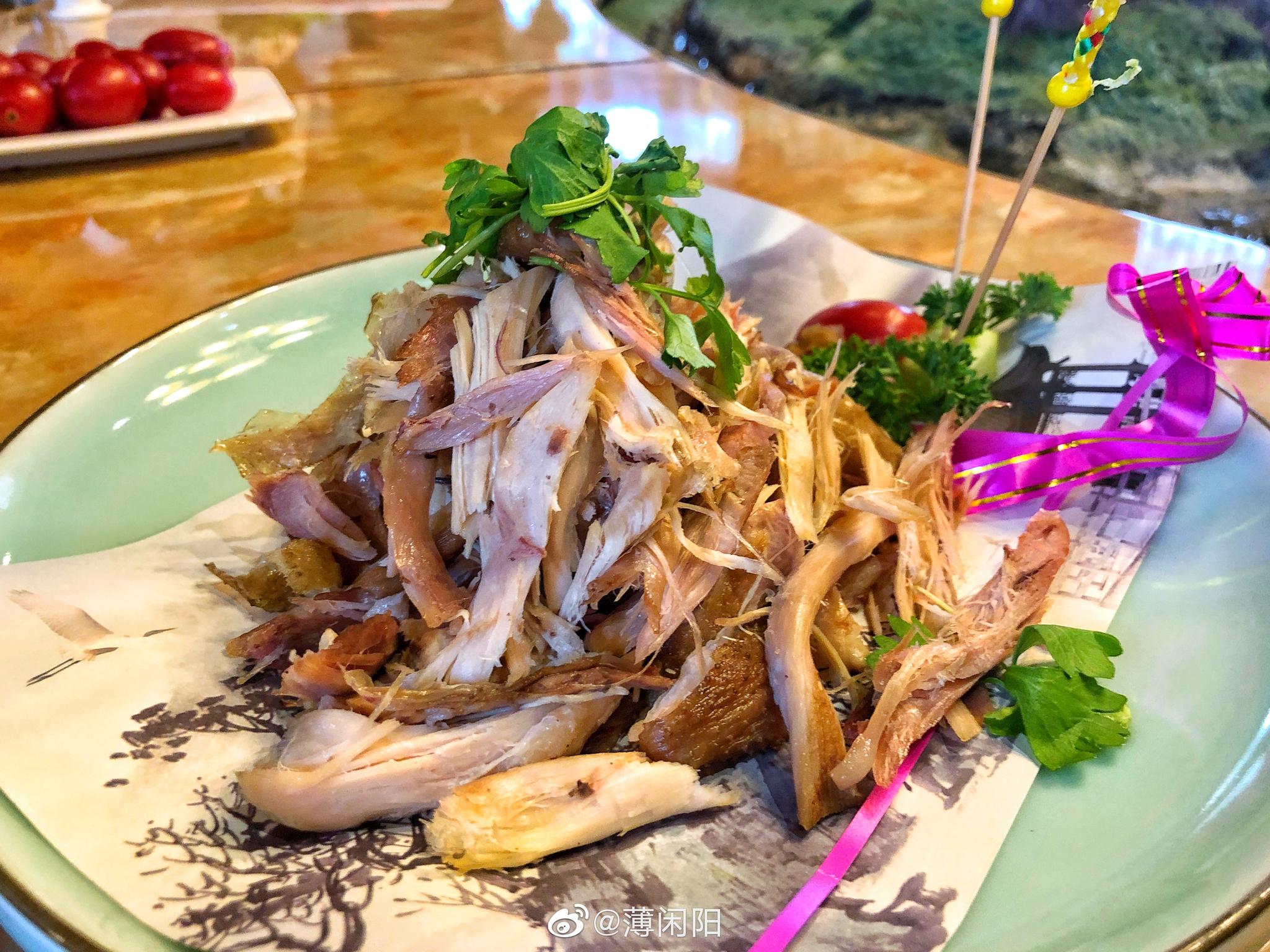 大半夜的看美景看得疲倦了吧,那就上河南云台山的特色美食吧