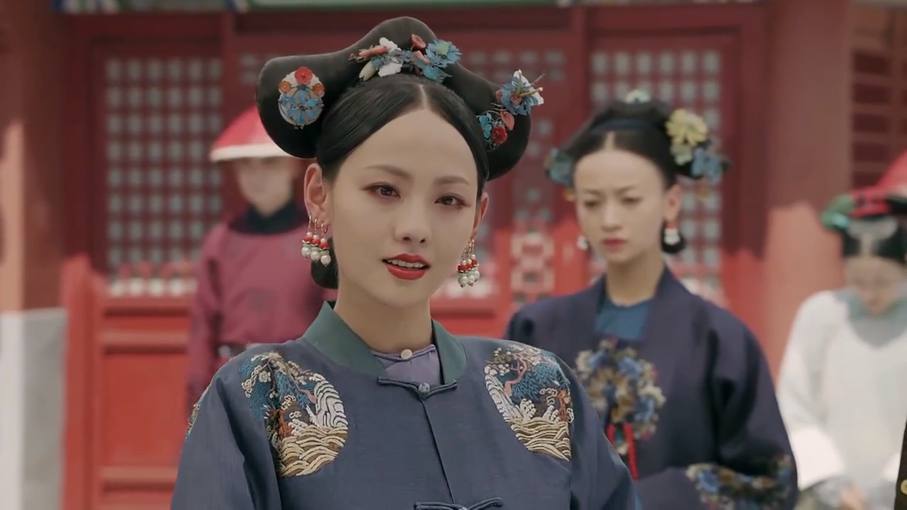 【张嘉倪】顺嫔盒饭倒计时 张嘉倪的这个清宫装扮超美