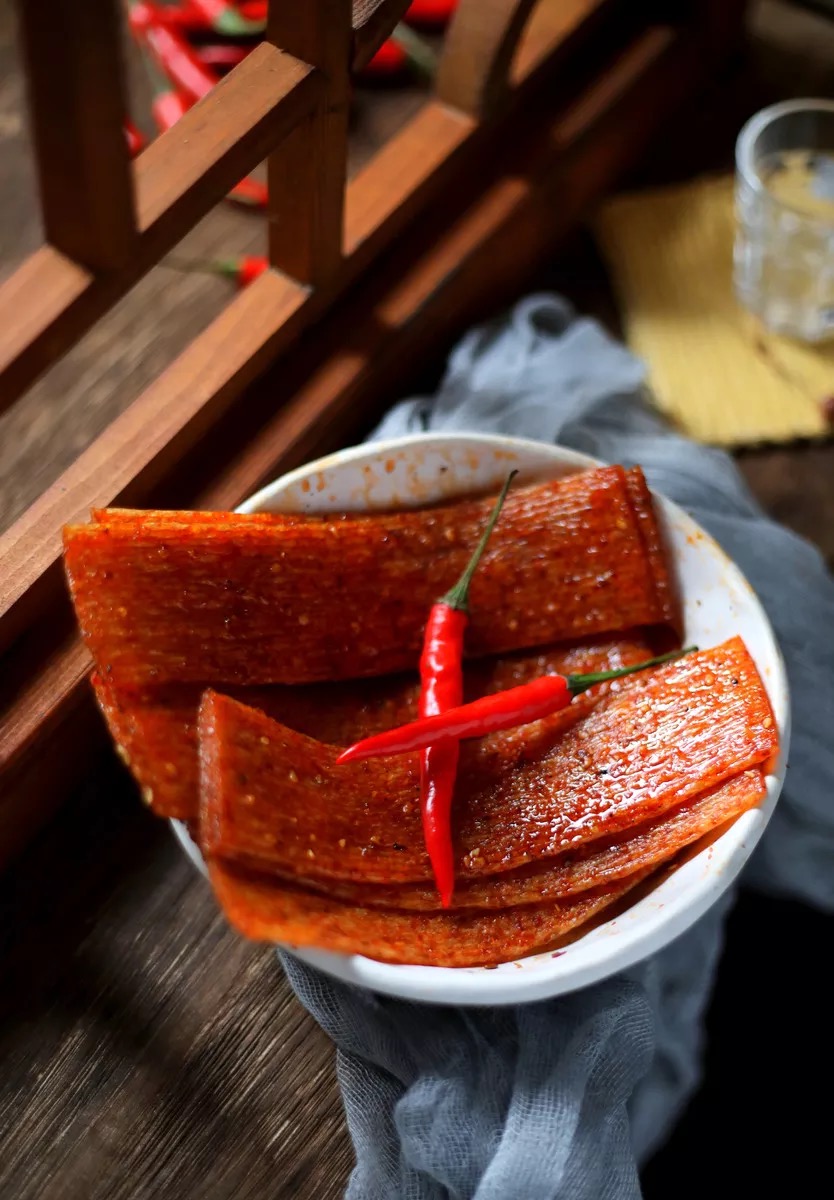 辣条手机壁纸来压压惊图源网络