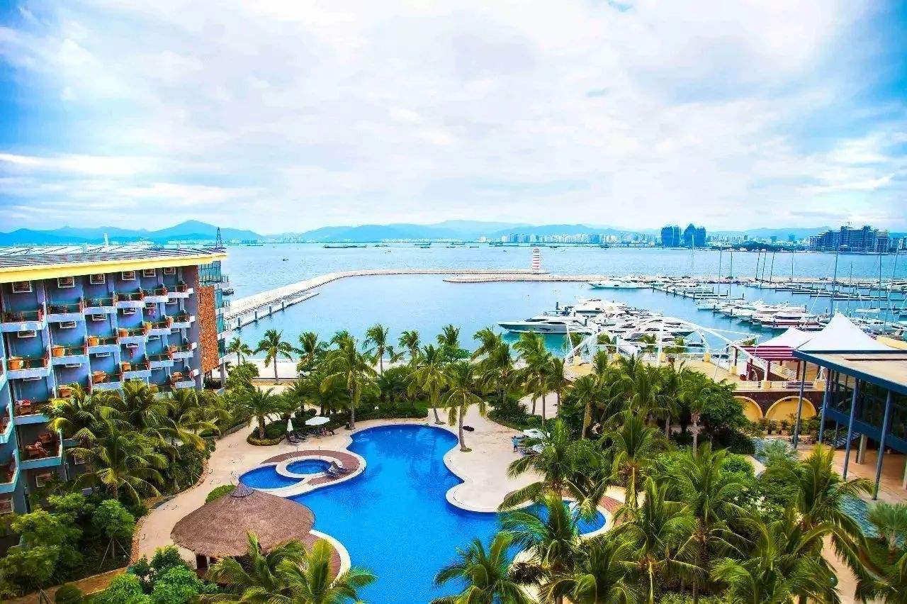 国内高星酒店最密集的城市,阳光沙滩椰风海韵,理想的度假胜地