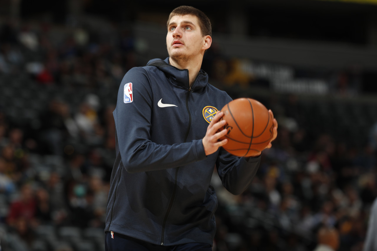 约老师划水带队10连胜,但让波波维奇最头疼的不是他|约基奇|希腊