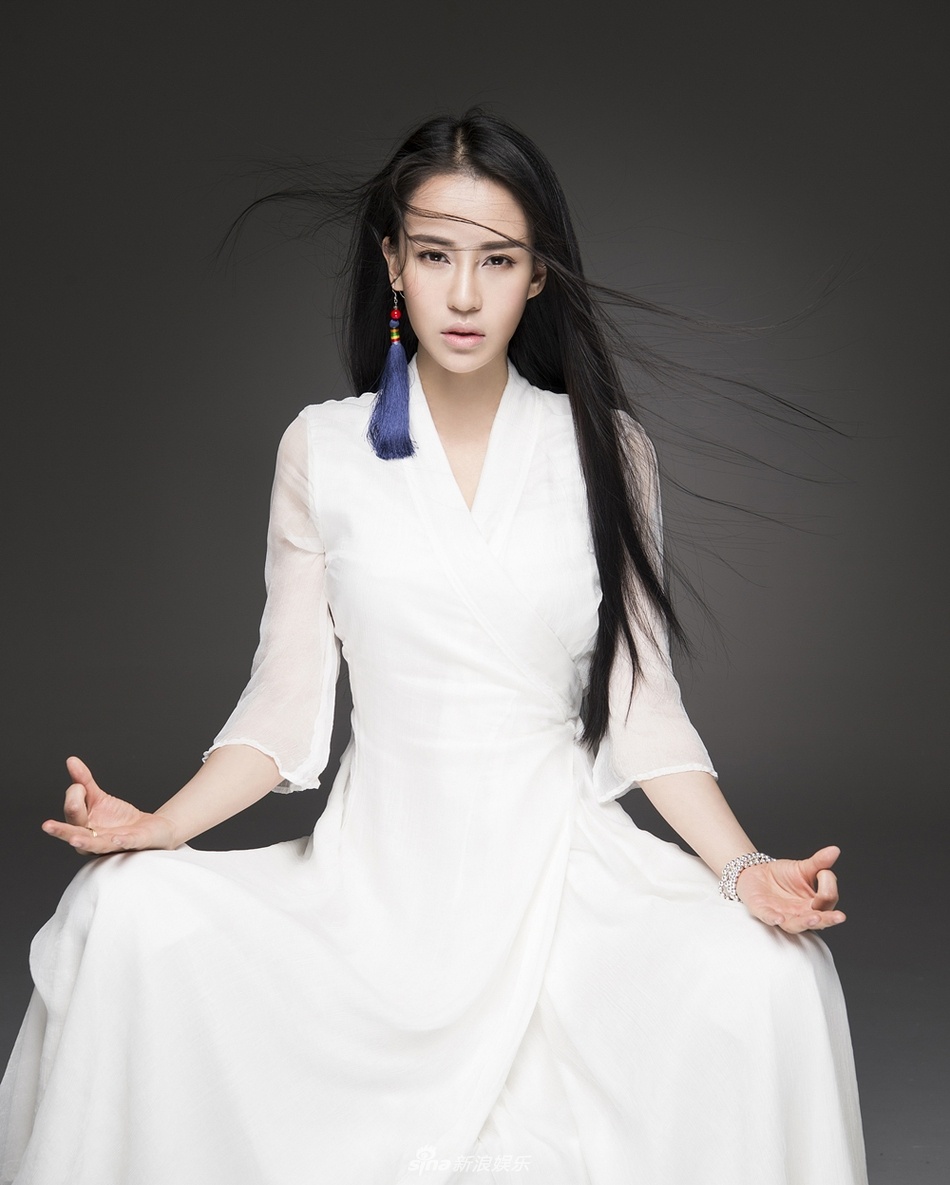 母其弥雅双面style魅惑感十足|母其弥雅|魔鬼|天使_新浪新闻