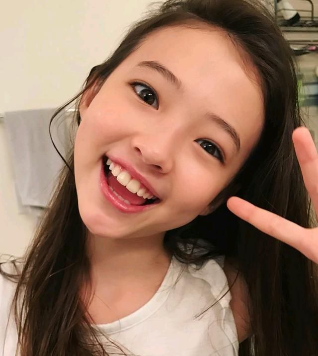 德韩混血萝莉ella gross,这是什么神仙芭比颜值啊