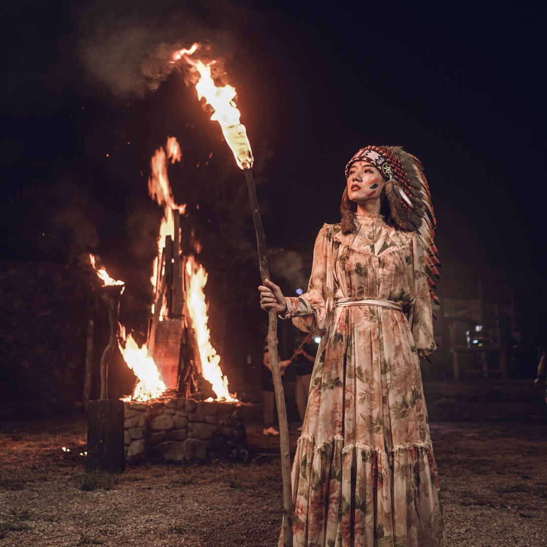 很多篝火晚会都是尬舞这一次居然有惊喜仪式感满满变身部落莎  67