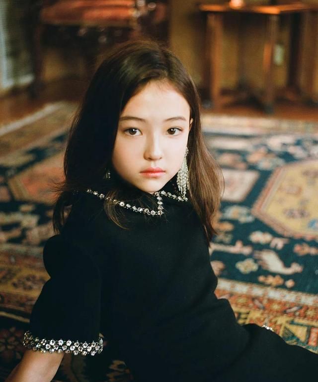 德韩混血萝莉ella gross,这是什么神仙芭比颜值啊