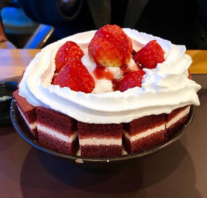 韩国雪冰新品 红丝绒草莓雪冰