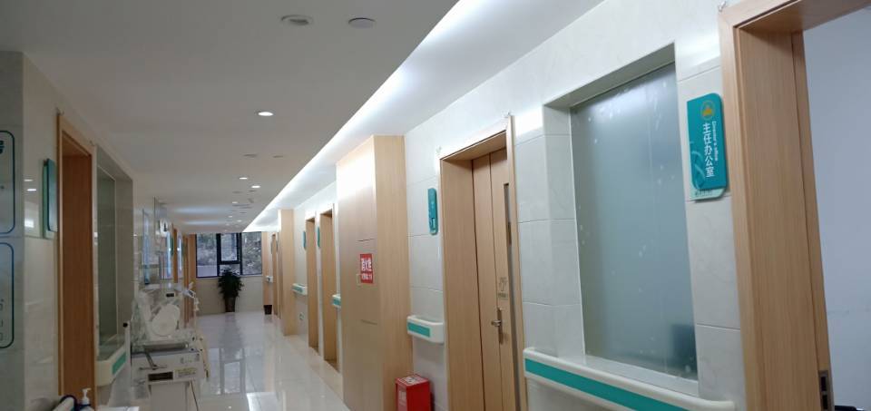 嘉陵今天"一伙人"去"查"顺庆那边了|嘉陵|南充|医院_新浪新闻