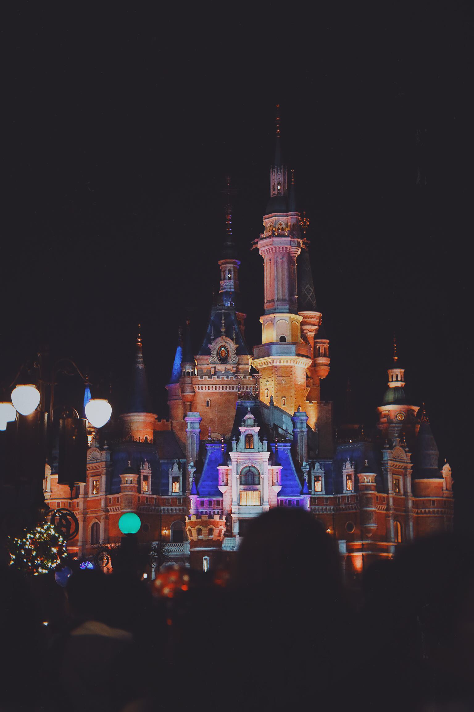 我想把我拍的迪士尼城堡,送给你们!