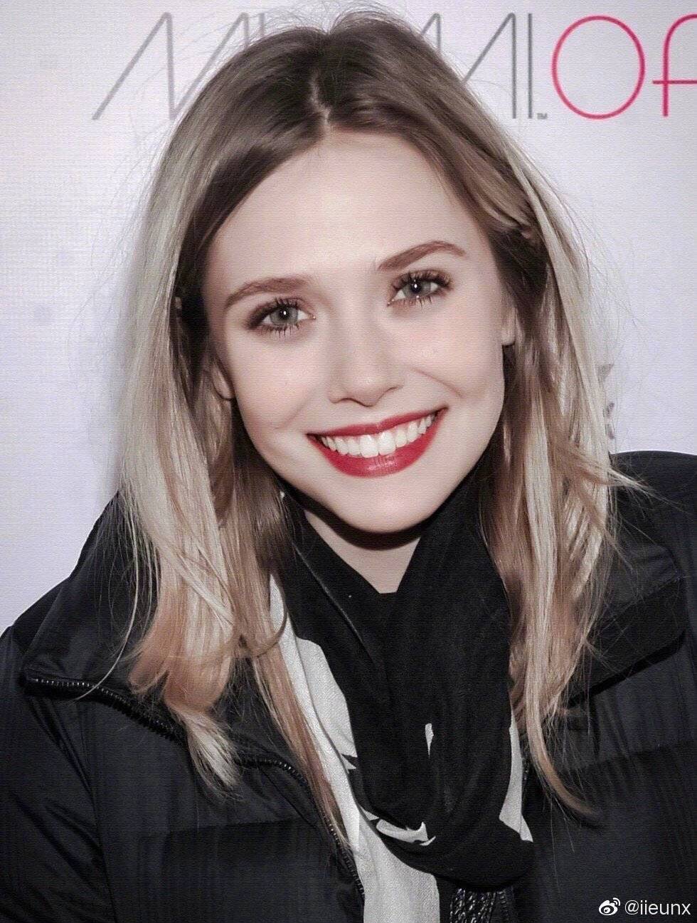 elizabeth olsen 奥妹也太美了 笑起来超甜cr.logo