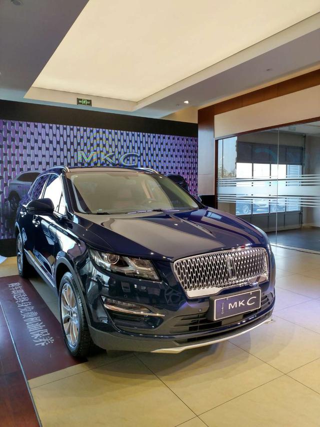 29883888万元中型豪华suv新款林肯mkc长春地区风潮上市