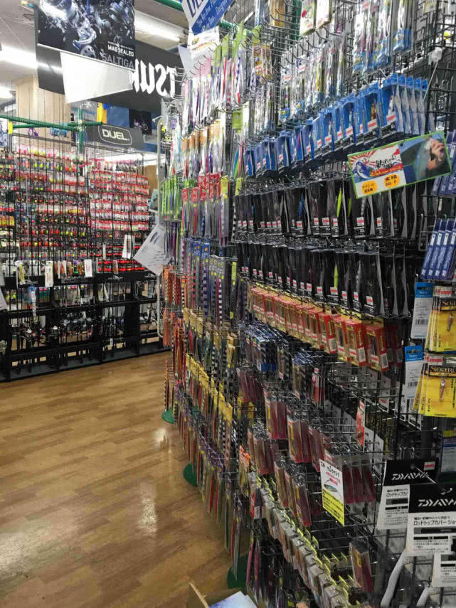 日本的渔具店24小时营业价格有点贵