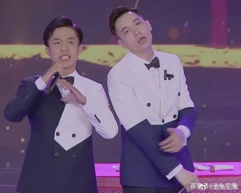 第四季冠亚季军都和郭德纲有关.冠军张聿,霍星辰来自上海笑乐汇