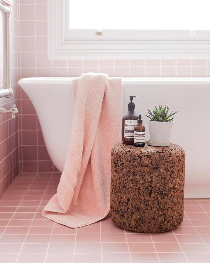 少女心爆棚的粉色浴室,最适合精致的猪猪女孩惹!