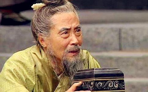 前有辕门射戟,但刘备为什么还要劝曹操杀吕布?