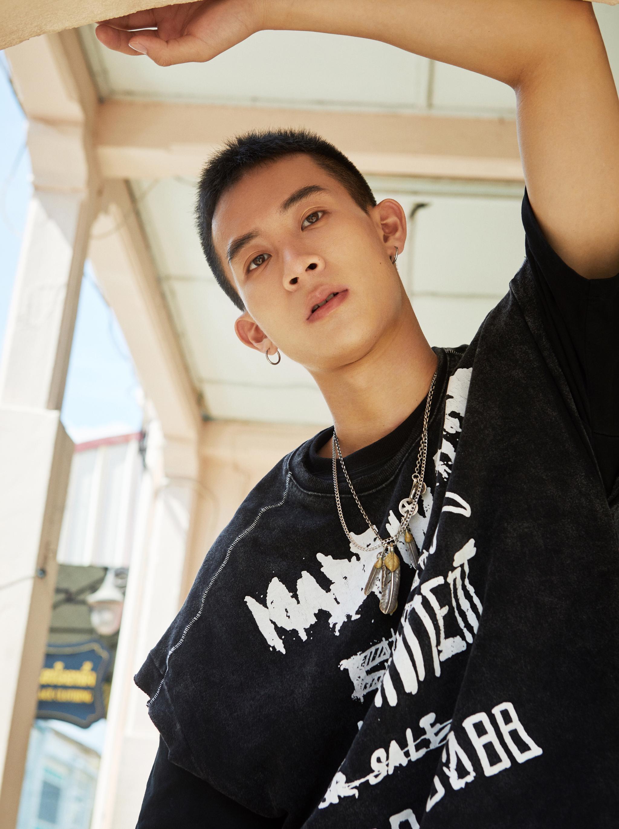 朱微之短发阳光boy而且是真实的宝藏男孩有人对这一款可以的吗