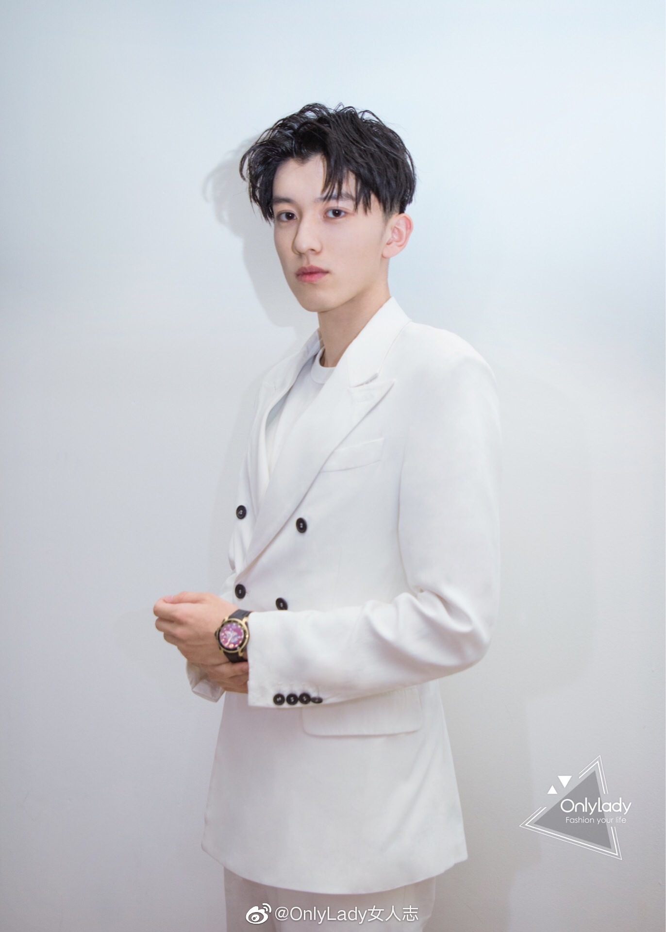 新生代演员赵英博v受邀出席时尚大赏