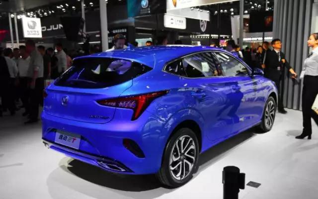 NEDC续航405km、两厢设计，长安逸动ET将于5月11日上市