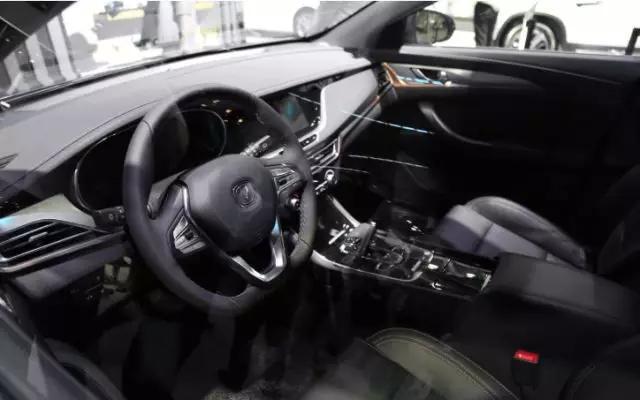 NEDC续航405km、两厢设计，长安逸动ET将于5月11日上市