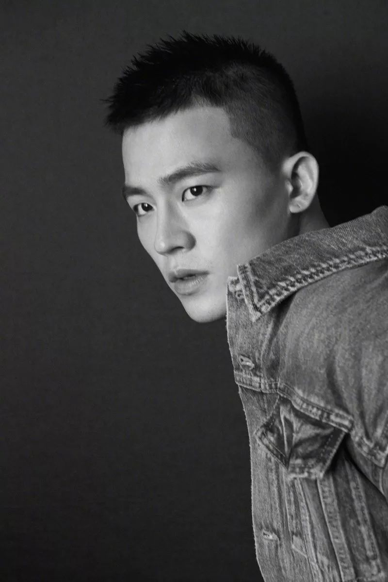 景甜整容李晨范冰冰结婚郑恺耍大牌谭松韵欧豪恋情赵本山范伟和解