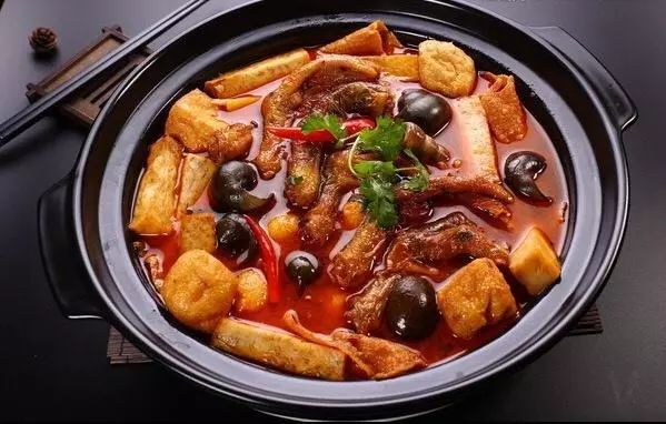 9.9元抢购原价48元邕大厨鸭脚煲一份!好吃到炸裂,所有刁钻吃货都能被