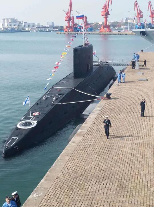 俄方参演的“基洛”级潜艇