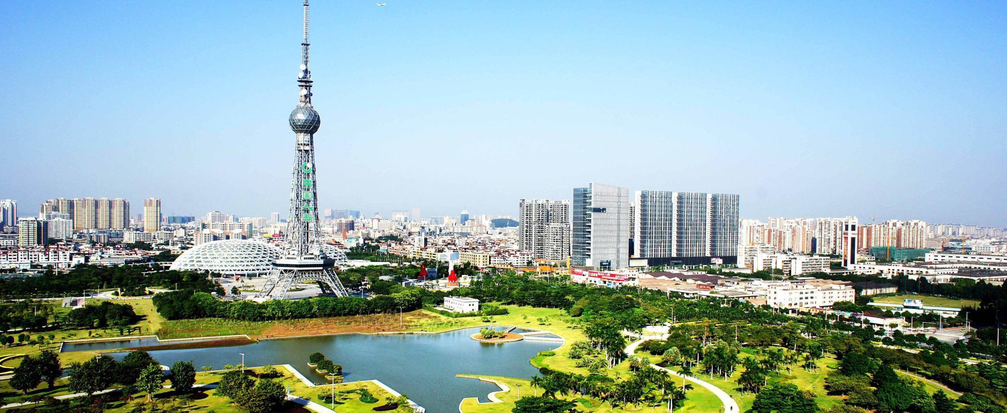 广东三哥之争一个经济直逼万亿一个表示不应以gdp论英雄