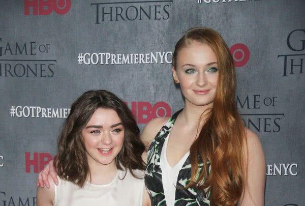 《权利的游戏》"三傻"苏菲特纳自曝患有抑郁症,曾想过自杀