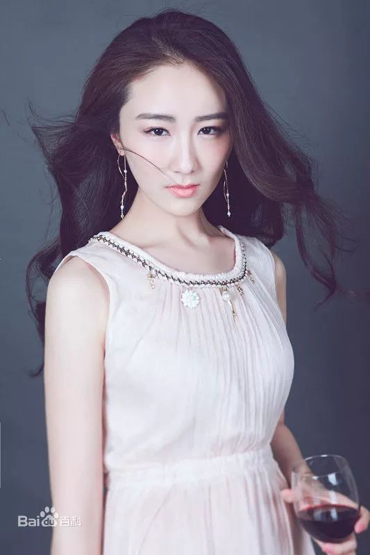 "双枪老太婆"变"铁血硬妹" 抗战剧《双枪》颠覆传统