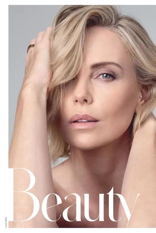 谁能拒绝查理兹·塞隆这样的霸道总裁呢?