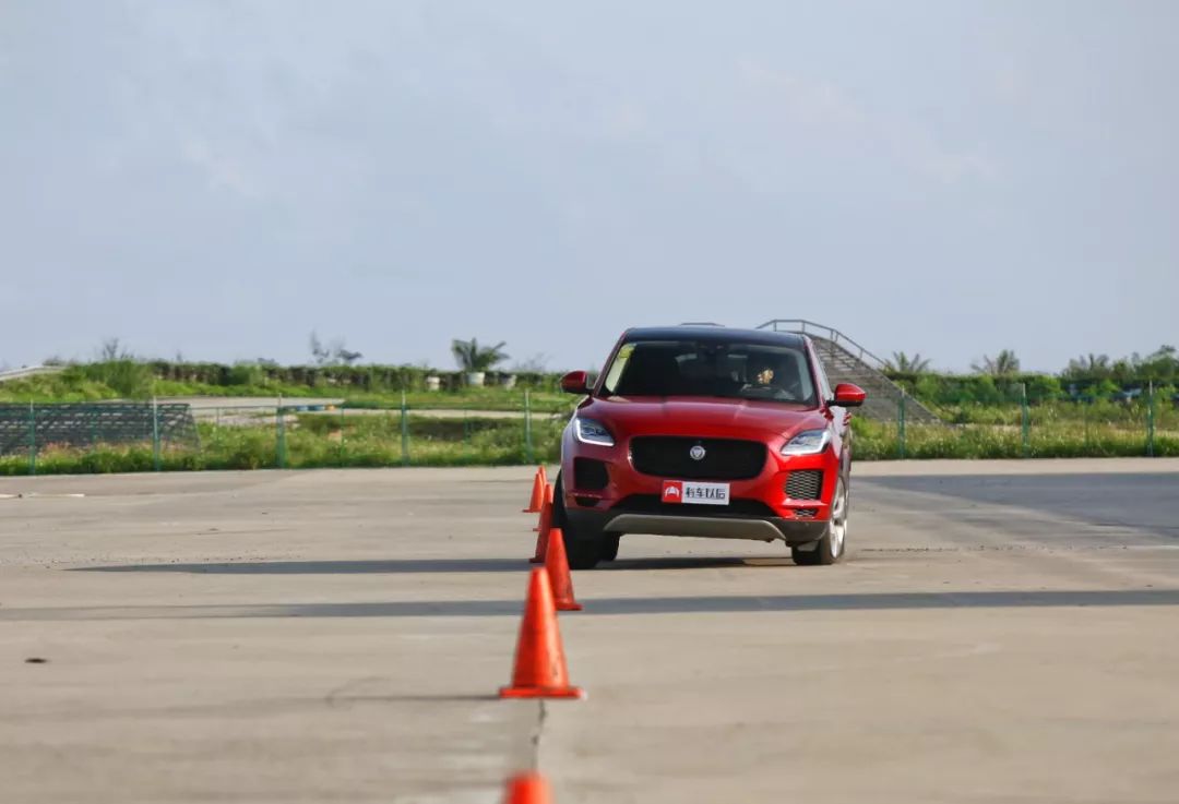 2.0T+9AT，这台SUV运动感爆棚，实测性能曝光！