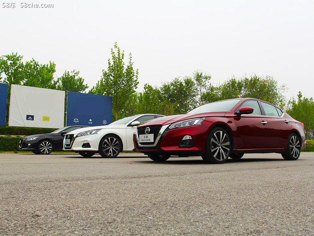 新老对比 买第七代天籁还是收个六代二手