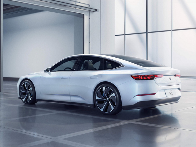 蔚来继续裁员！真没钱了？股权质押给上海银行