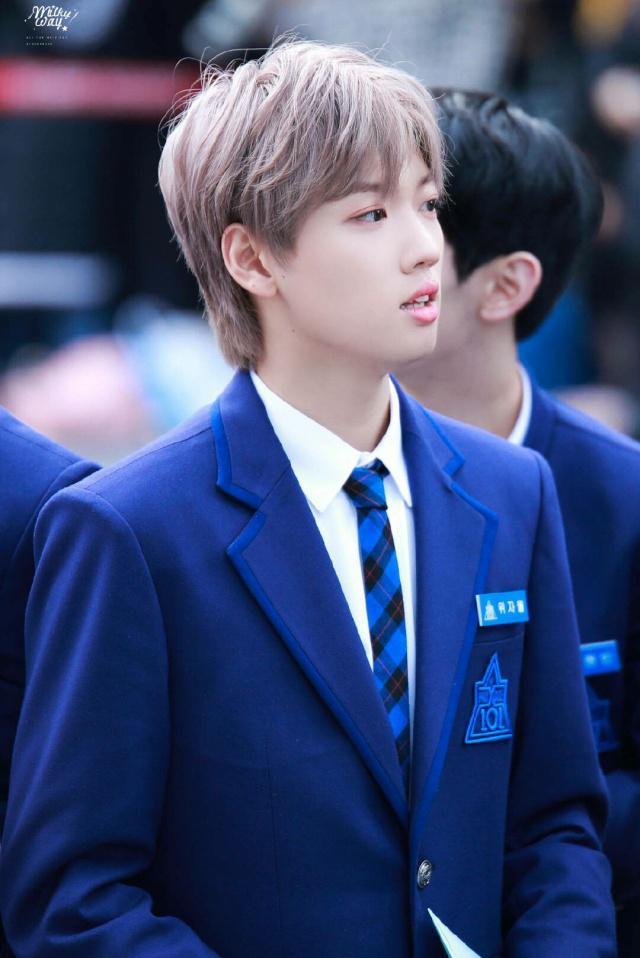 他参加《以团之名》一轮游,如今登韩国101,受到韩国观众喜爱