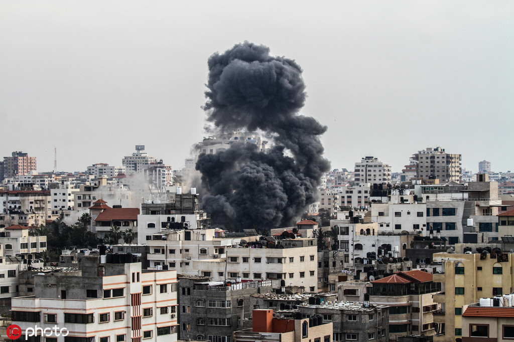 5月5日，以色列对加沙地带发动持续空袭（图源：东方IC）