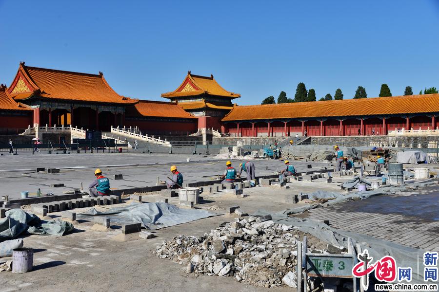 故宫博物院太和门至太和殿广场地面保养维修工程施工进入冲刺阶段