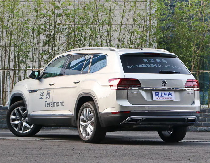 30万元预算，要买一辆第三排能坐成年人的大SUV，怎么选？