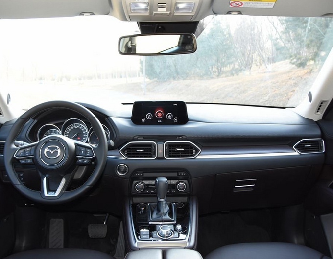 30万元预算，要买一辆第三排能坐成年人的大SUV，怎么选？