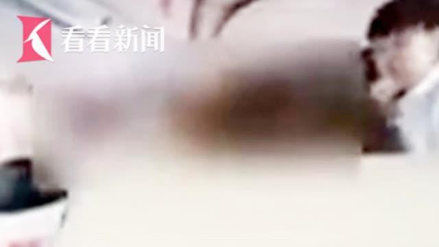 母女霸占乘务员座位导致车辆晚发：我就是没素质