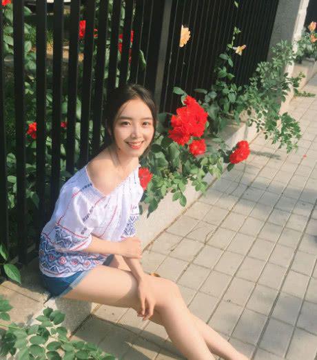 余霜人设崩塌,前男友的现女友出面,证实余霜无缝衔接大渣女!