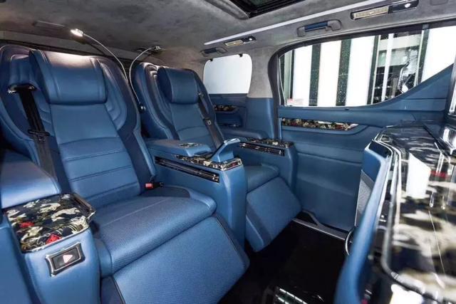 傻傻分不清埃尔法/威尔法/LM？三分钟让你认清这三辆豪华MPV